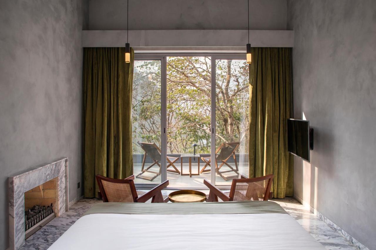 Hotel The Roseate Ganges Rishīkesh Esterno foto