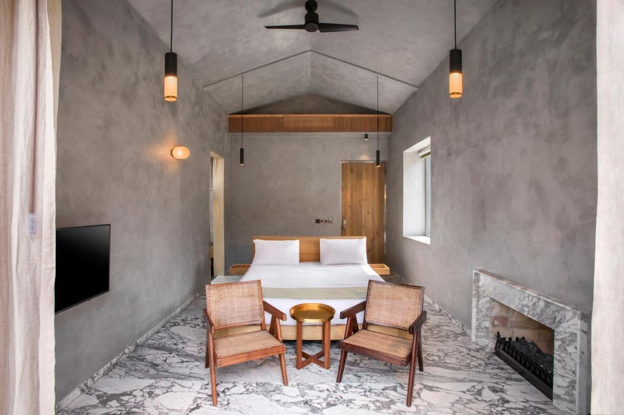 Hotel The Roseate Ganges Rishīkesh Esterno foto
